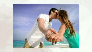 Read more about the article 💕 Cancun Beach SURPRISE Marriage Proposal – Amazing Cancun photography