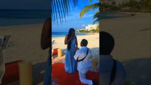 Read more about the article He asked her under the bright sun of Cancún !☀️💍 #cancunproposal #marriageproposal #love