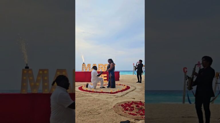Read more about the article Right place. Right time. Right person❣️✨ #cancunproposal #proposalplanner #proposal #engaged #love