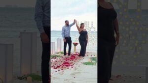 Read more about the article A surprise proposal on the beach… and her reaction says it all!#cancunproposal #proposalplanner